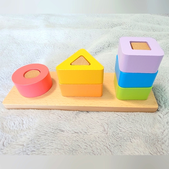 KiwiCo Other - KiwiCo Stacking Peg Puzzle